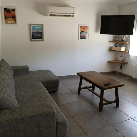 Maisonnette Renovee Lacrabe Exteriör bild